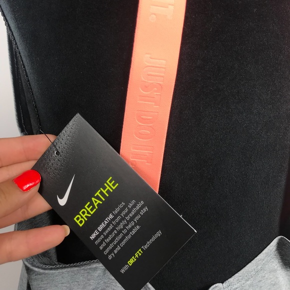 Nike Women’s Gray Breathe Tank Top - Picture 3 of 4